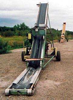 Portable conveyor