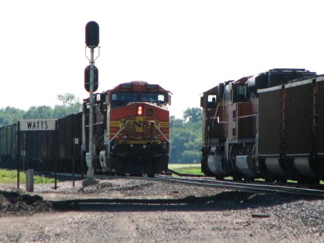 BNSF 4057 at Fargo